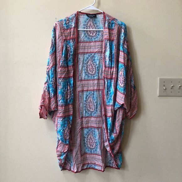 Feathers By Tolani Kimono - Picture 1 of 5